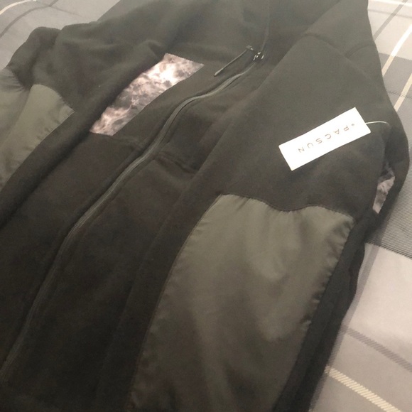 PacSun Thick Jacket with Zipper - Picture 4 of 5